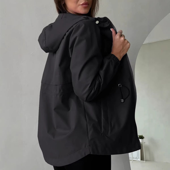 Women's sporty outdoor jacket