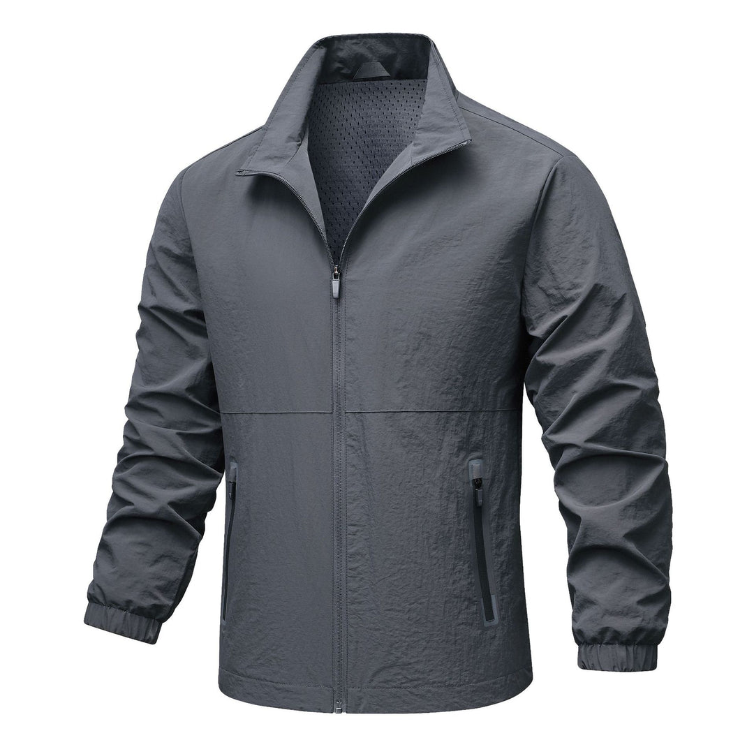 Men's lightweight technical windbreaker with mesh lining, high stand-up collar and zippered pockets Mune Fashion