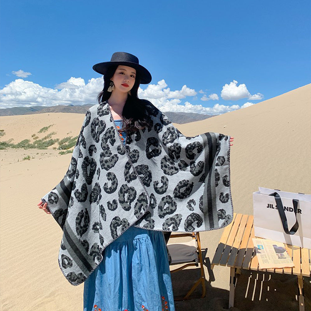 Women Oversize Poncho in Knit Wool Blend with Leopard Jacquard and V-Neck
