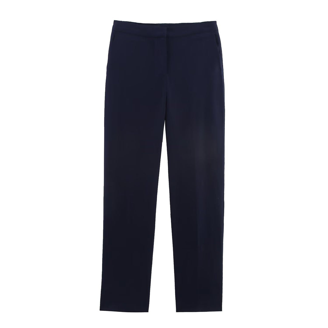 Women straight-cut fabric trousers with smooth waistband and classic silhouette Mune Fashion