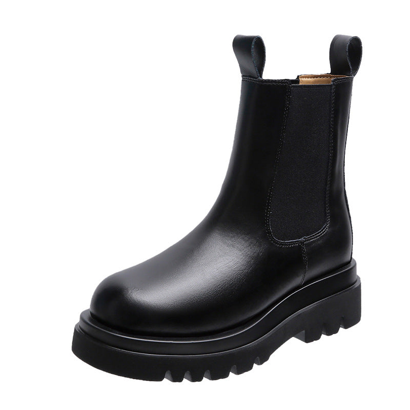 Women's Chelsea boots with elastic insert and distinctive profiled sole Mune Fashion