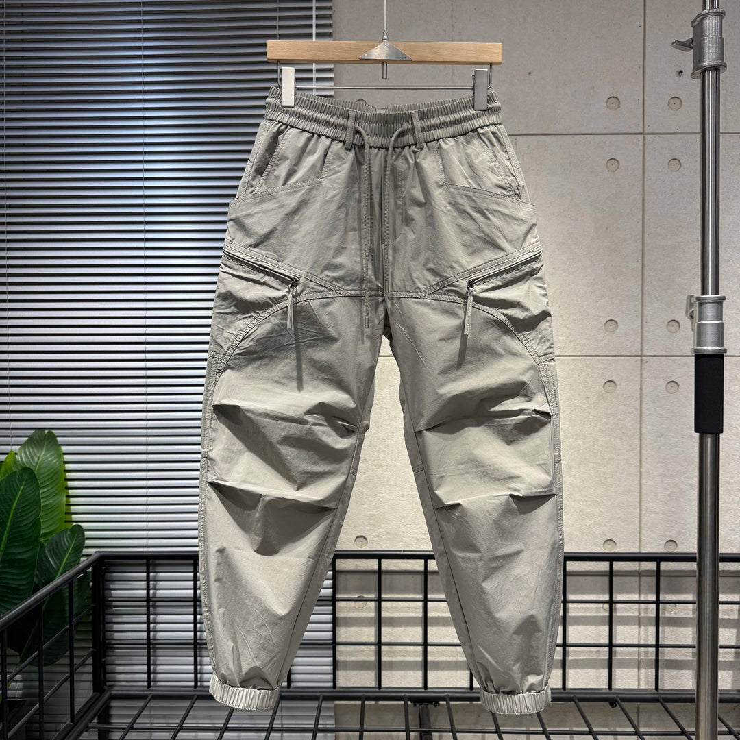 Men's cargo pants with practical zipper pockets Mune Fashion