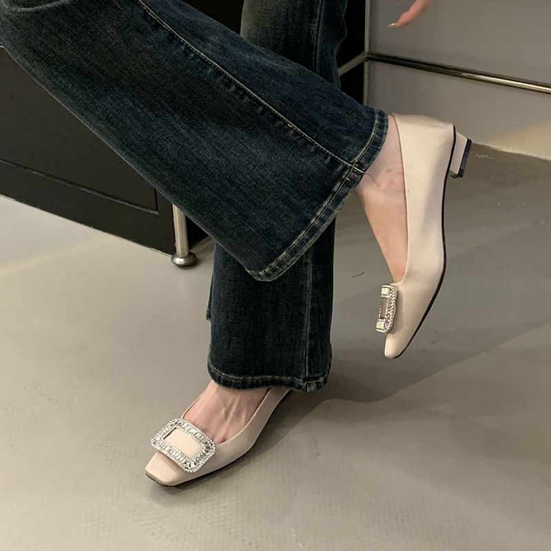 Ladies satin ballerinas with square toe and rhinestone-decorated decorative buckle Mune Fashion