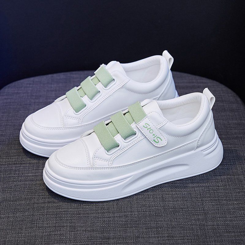 Women's sporty sneakers with innovative Velcro closure and comfortable cushioning Mune Fashion