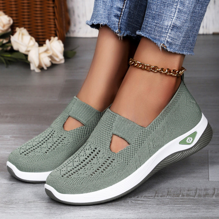 Ladies nan lightweight breathable knitted slip-ons with memory foam and non-slip outsole Mune Fashion