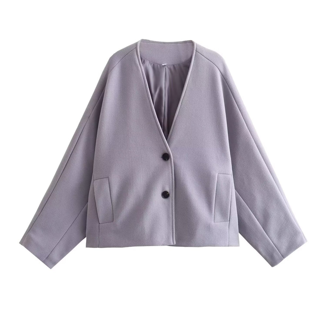 Ladies short coat made of wool blend with oversized silhouette, V-neck and double button closure Mune Fashion