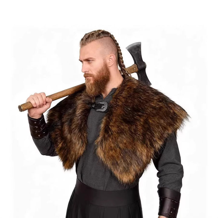 Men's shoulder cape made of faux fur in Viking style with adjustable buckle closure Mune Fashion