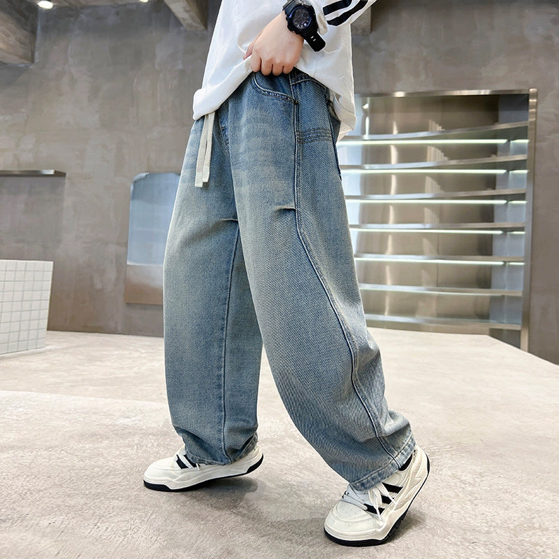 Unisex baggy jeans with creative applications Mune Fashion