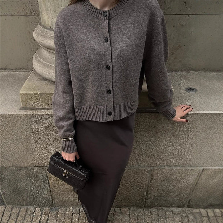 Women's Short Cardigan in Boxy Cut with Round Neck, Ribbed Cuffs and Decorative Button Placket Mune Fashion