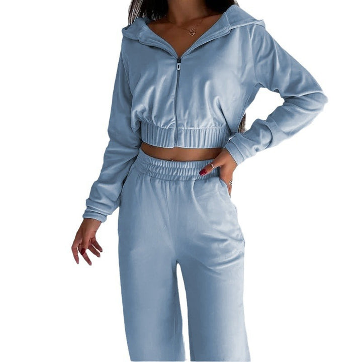 Women Cropped Velour Loungewear Set with Zipper, Hood and High-Waist Jogpant Mune Fashion