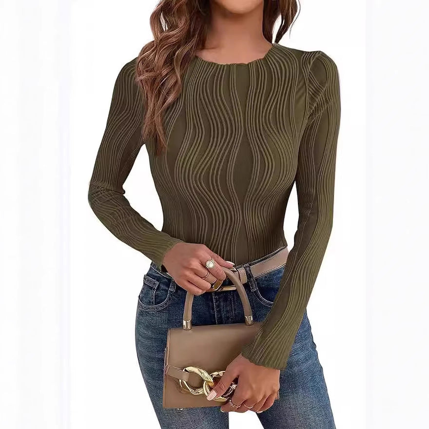 Women's form-fitting ribbed long sleeve with wave detail and round neckline Mune Fashion