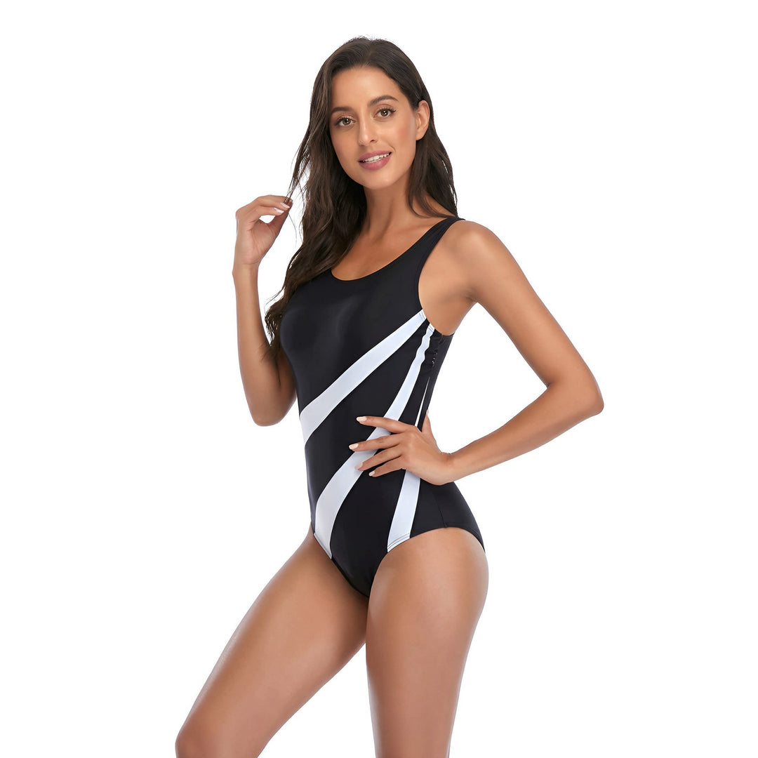 Women’s Sporty One-Piece Swimsuit with Fashionable Lines Mune Fashion