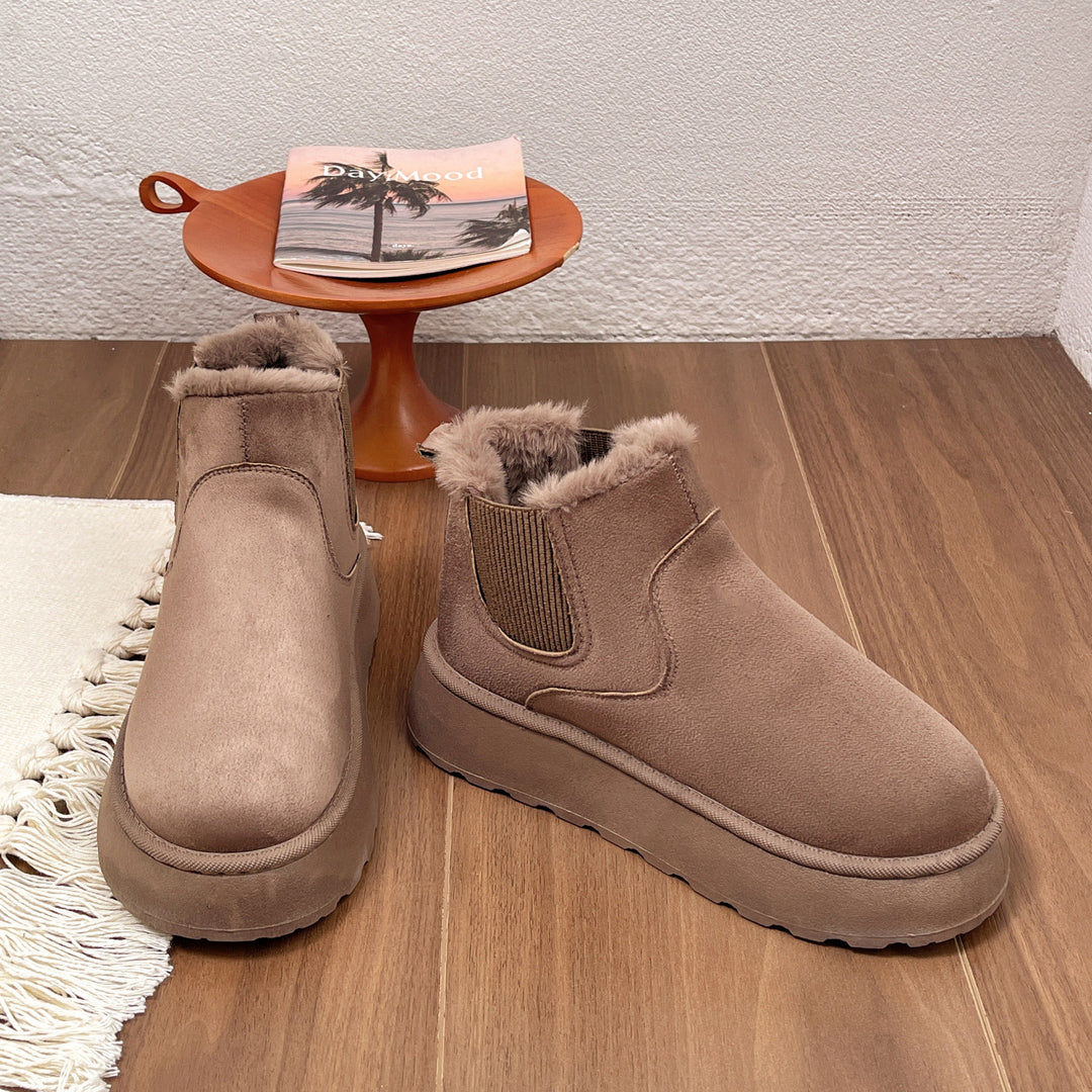 Women's Insulated Chelsea Ankle Boots with Faux Fur, Elastic Insert and Platform Sole