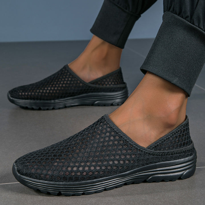 Women's airy slip-on sneakers with honeycomb knit upper and cushioned comfort sole Mune Fashion