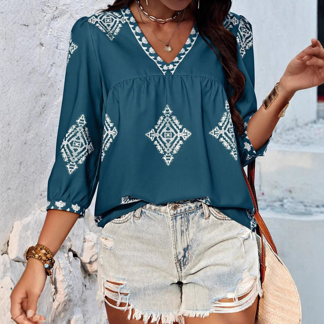 Women Loosely Cut Boho Blouse with V-Neck, Ruched Bust Seam and Three-Quarter Sleeves Mune Fashion