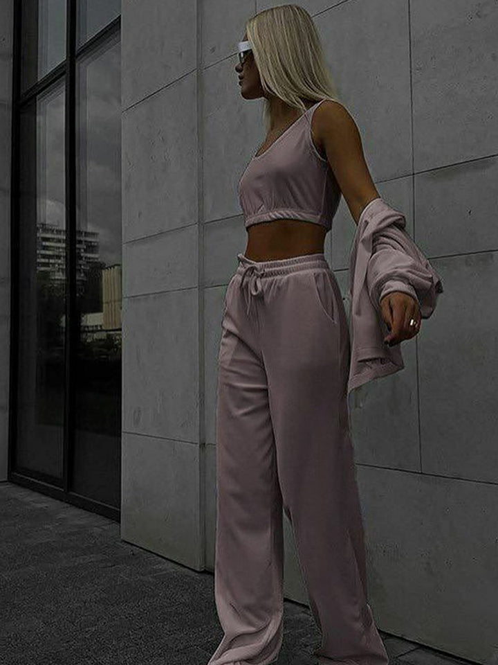 Women's soft velvet lounge set with short zipper, extra long drawstrings, and high-cut comfort pants Mune Fashion