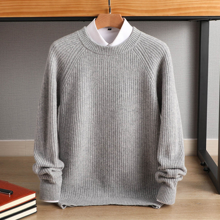 Men's fine ribbed round neck sweater made of cashmere blend with raglan sleeves Mune Fashion