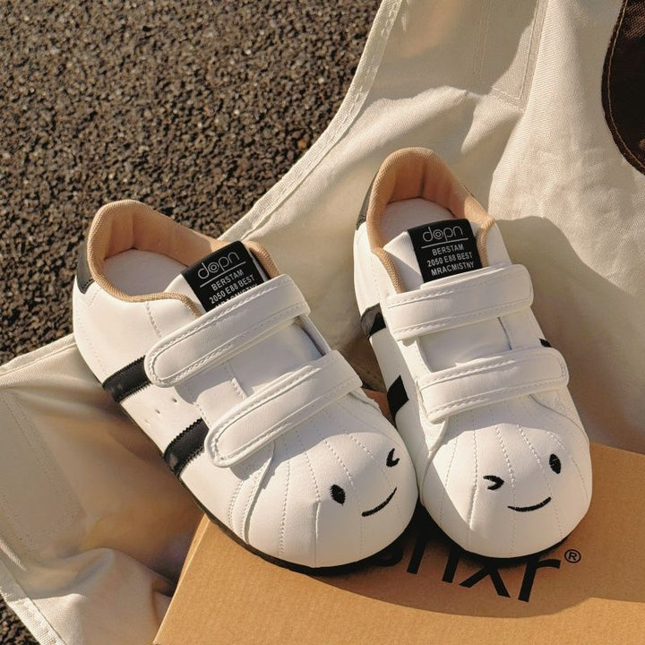 Women's Comfortable Sneakers with Velcro and Sporty Design Mune Fashion