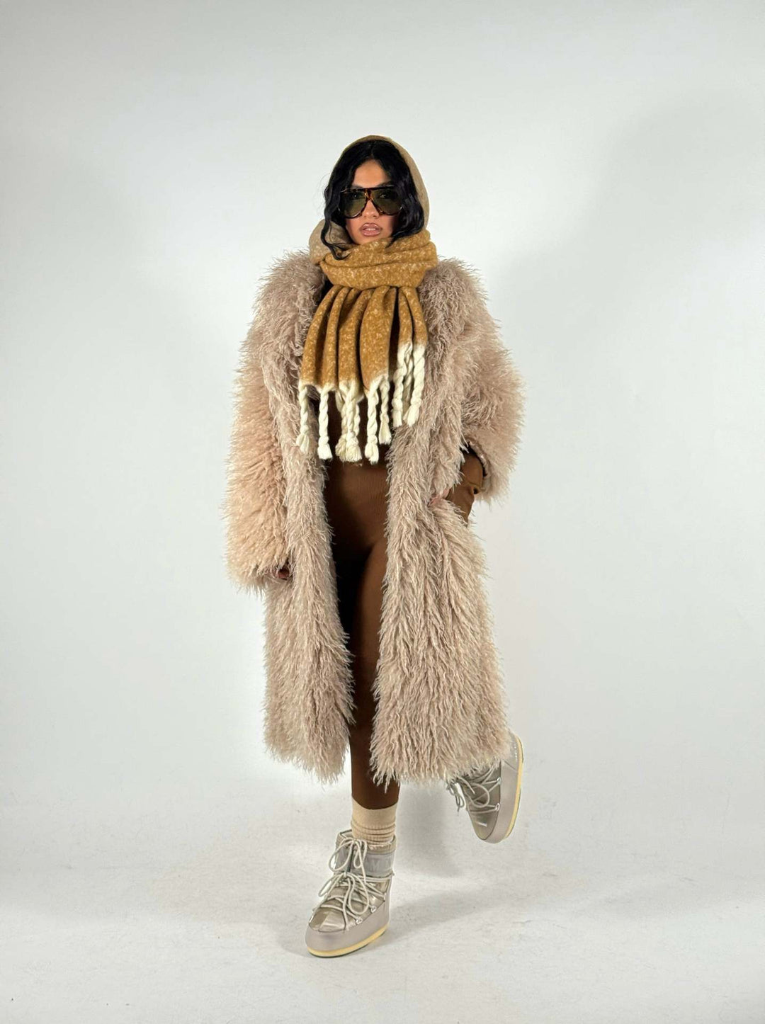 Women's Maxi Long Faux Fur Coat with Long Pile and Oversized Silhouette Mune Fashion