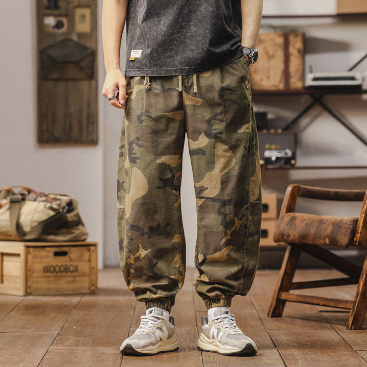 Herren Camouflage Cargohose im Jogger‑Stil mit Tunnelzugbund und elastischen Bündchen Mune Fashion