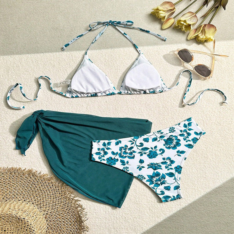 Women's bikini set with floral design and casual overlay skirt Mune Fashion