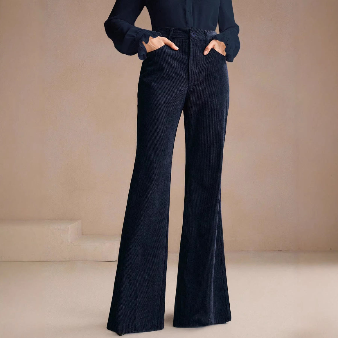Ladies high-waisted corduroy pants with wide flares and front pockets Mune Fashion