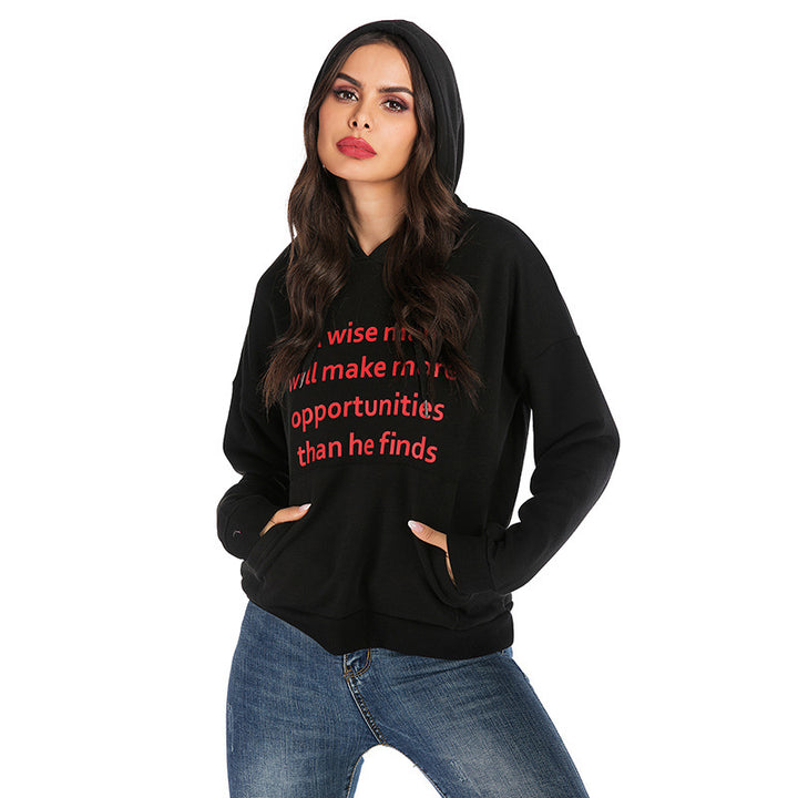 Women's hooded sweatshirt with statement print, kangaroo pocket, and oversized cut Mune Fashion