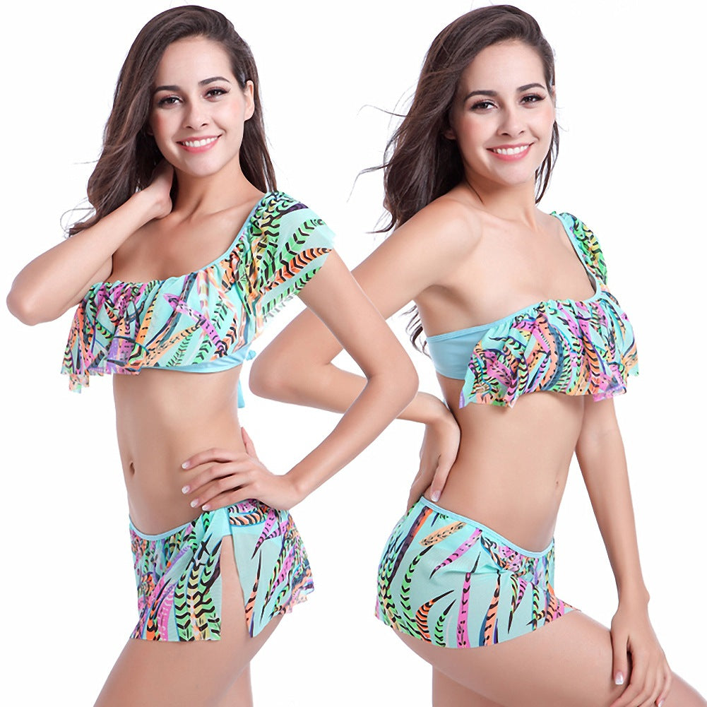 Women's Ruffled Bikini Top with Adjustable Strap Options Mune Fashion