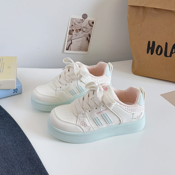 Women Sneakers with innovative design and non-slip sole Mune Fashion
