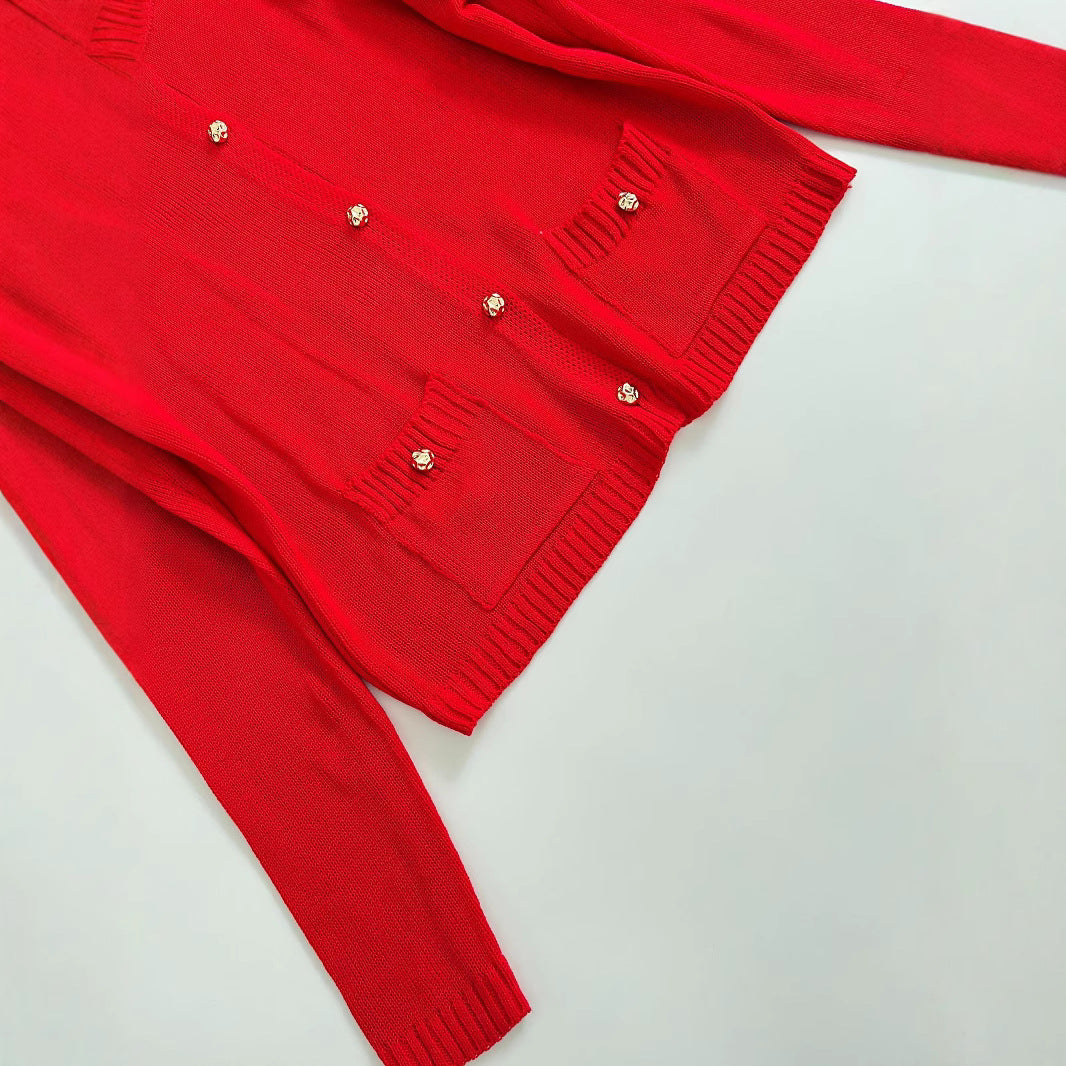 Women Fine Knit Cardigan with Decorative Buttons, Round Neckline and Patch Pockets Mune Fashion