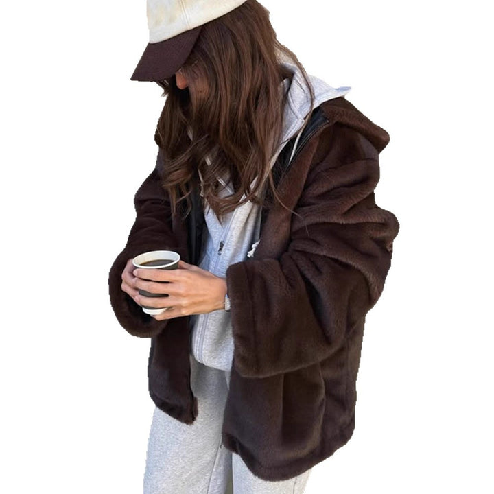 Women's Boxy Short Coat made of vegan Faux Fur with hood, concealed zipper & casual silhouette Mune Fashion