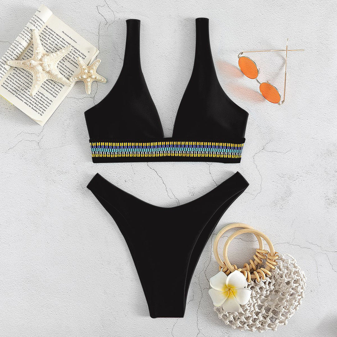Women's bikini set with elegant V-neckline and tasteful detail Mune Fashion