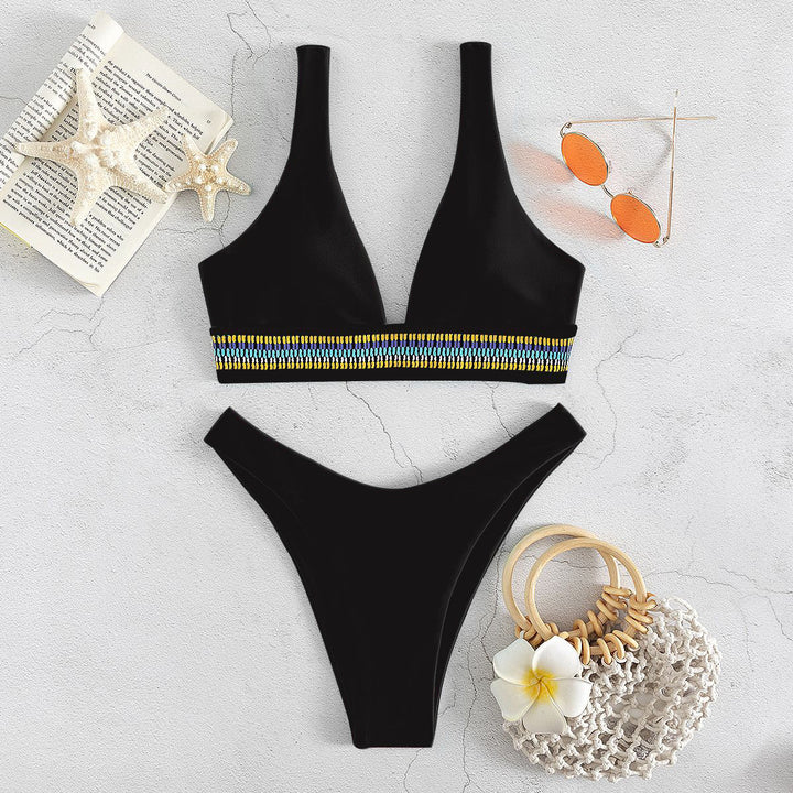 Women's bikini set with elegant V-neckline and tasteful detail Mune Fashion