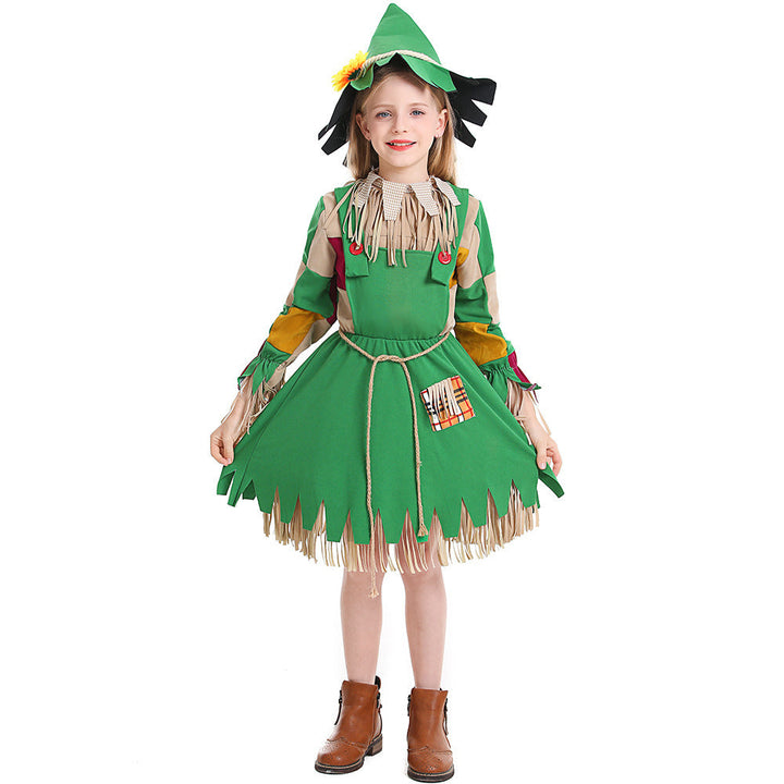Girl costume as a whimsical scarecrow with fashionable details Mune Fashion