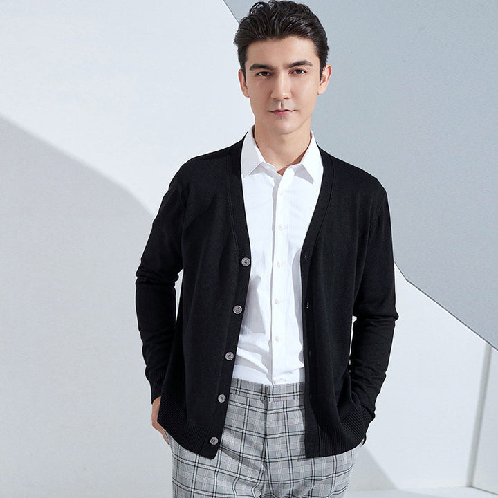 Men's Lightweight Fine Knit Cardigan with V-Neck and Business Silhouette Mune Fashion