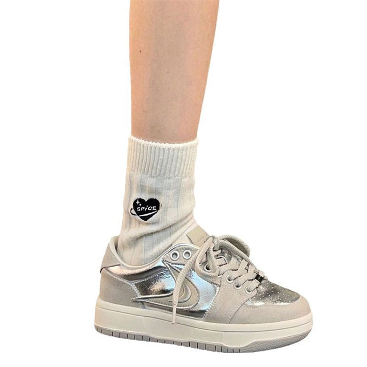Women's sporty sneakers with reflective upper material and padded insole Mune Fashion