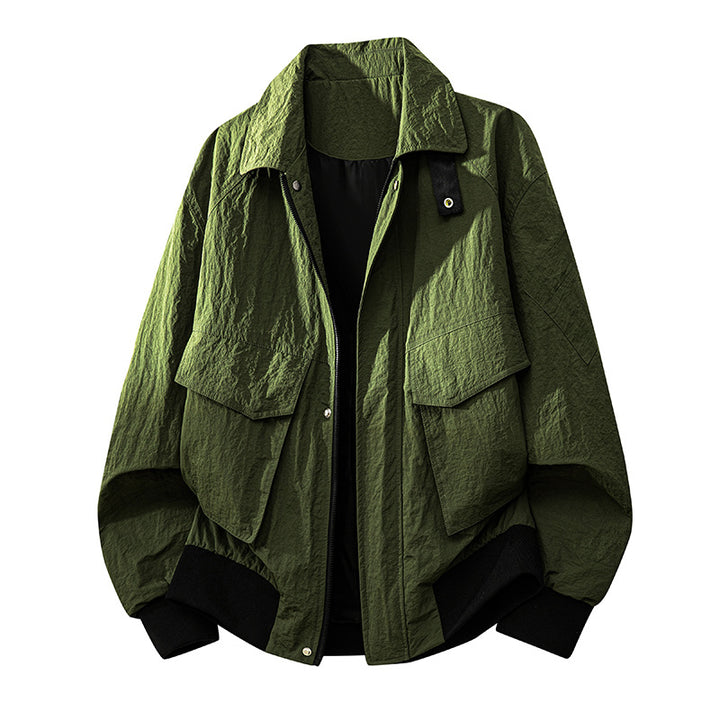 Men's lighter field bomber jacket with generous flap pockets, concealed zip placket and ribbed cuffs Mune Fashion