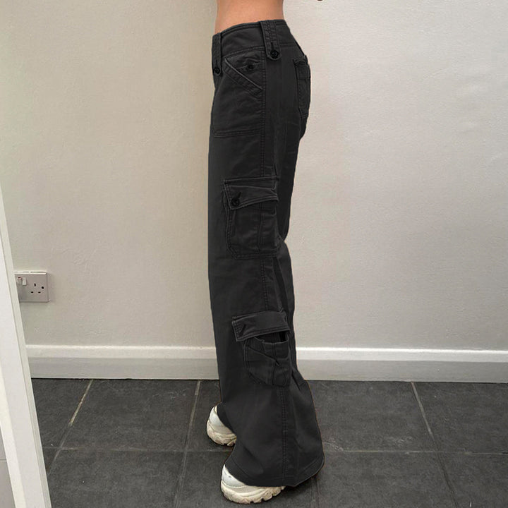 Women's high waist cargo pants with straight leg, multiple flap pockets and prominent button details Mune Fashion