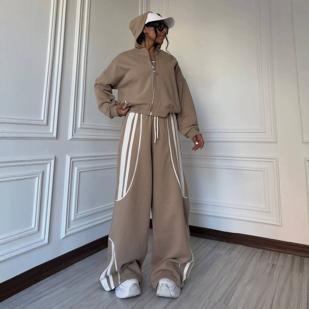 Women's Oversize Hooded Sweat Jacket with Zipper and Wide Track Pant Set Mune Fashion