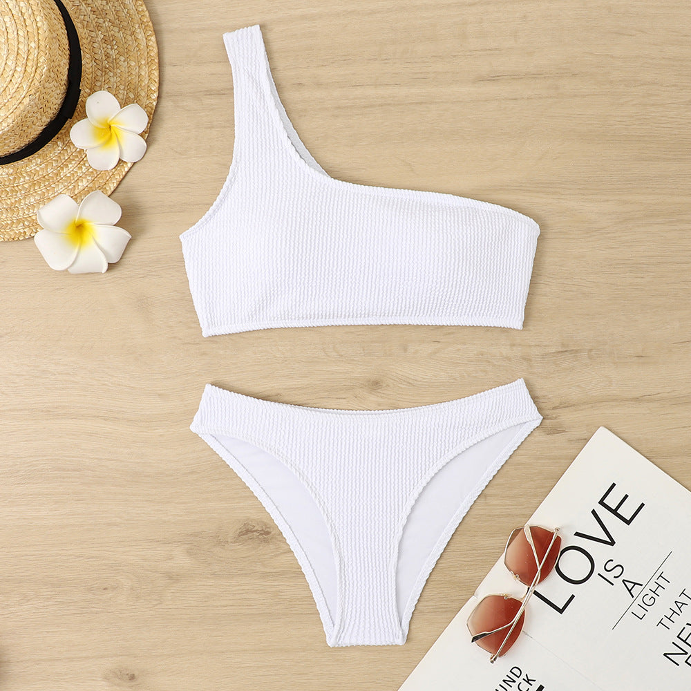 Women's triangle bikini with asymmetrical cut and exciting design Mune Fashion