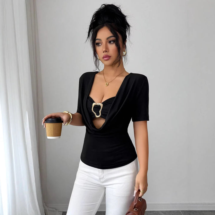 Women nan draped Cropped Top with heart-shaped decorative buckle and Cut-Out Mune Fashion