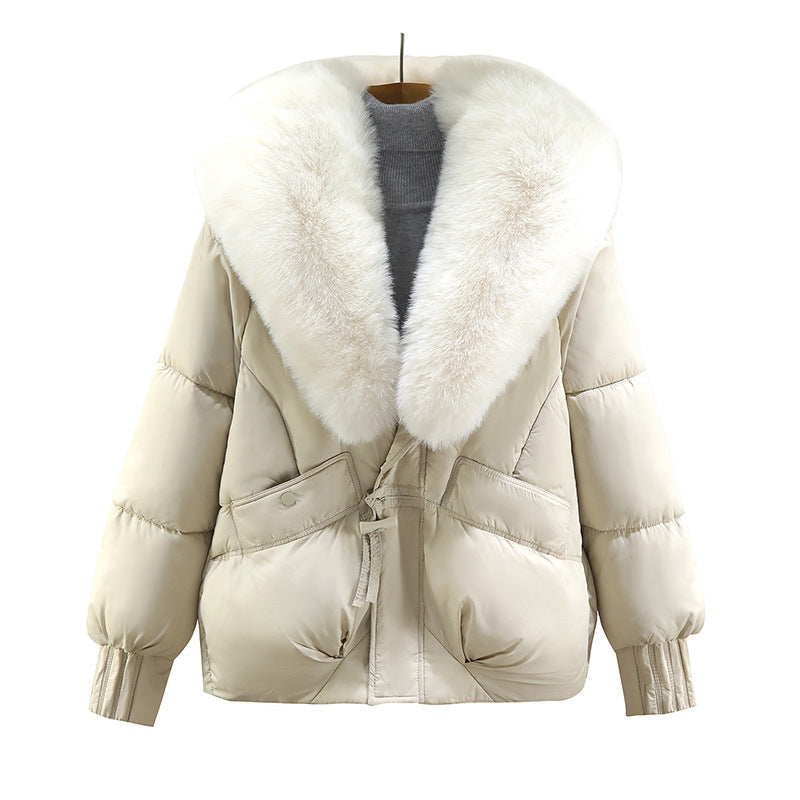 Women's short quilted jacket in boxy cut with extra wide shawl collar made of faux fur and ribbed cuffs Mune Fashion