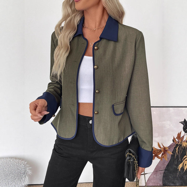 Ladies short blazer with contrasting piping, lapel collar and decorative buttons Mune Fashion