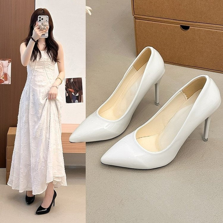Ladies Elegant Patent Pumps with Pointed Toe, Padded Comfort Sole and Slim Stiletto Heel