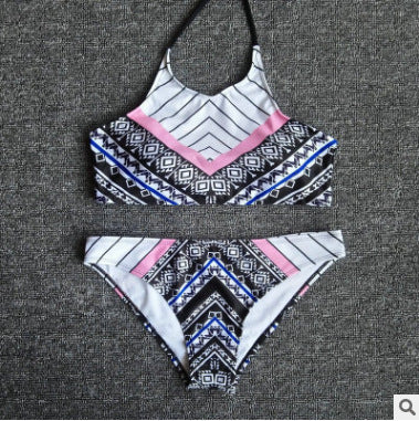 Ladies High-neck Bikini with Graphic Pattern Mune Fashion