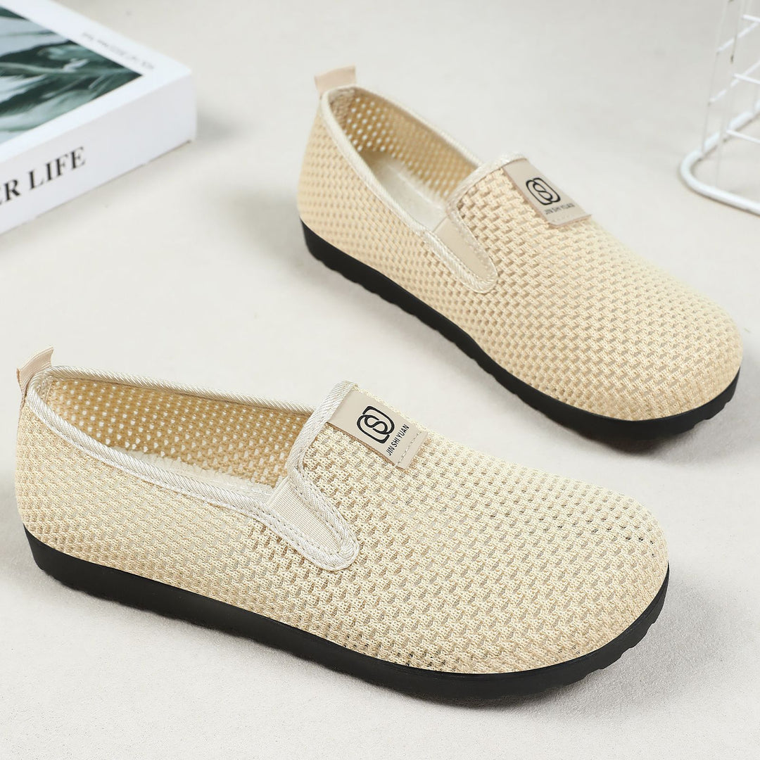 Women's breathable knitted slippers with elastic entry and cushioning EVA outsole Mune Fashion
