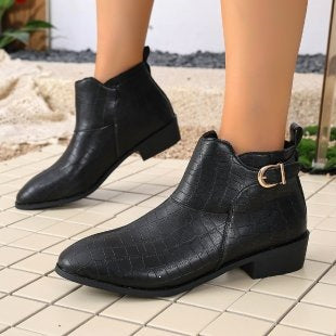 Ladies' western-inspired ankle boots with pointed toe and decorative metal buckle Mune Fashion