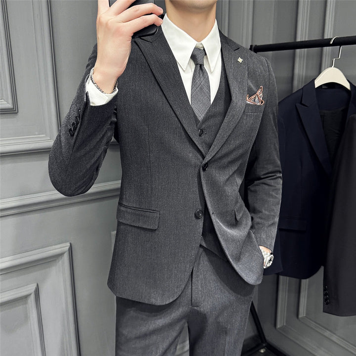 Men's Slim-Fit Business Suit with Vest, Narrow Lapel and Fine Texture Mune Fashion