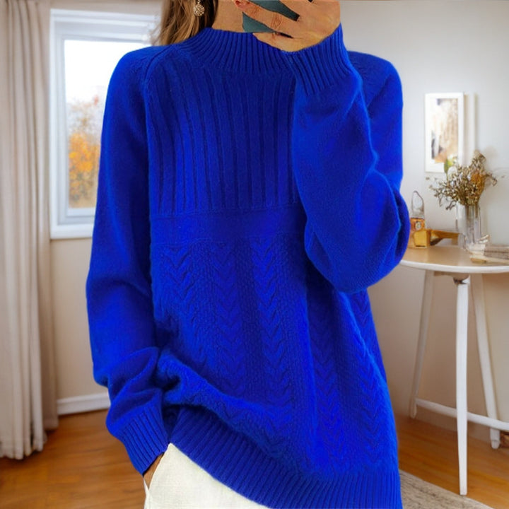 Women's cozy chunky knit round neck sweater with cable pattern and ribbed cuffs Mune Fashion