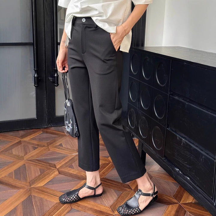 Ladies elegant culotte with fashionable slit Mune Fashion
